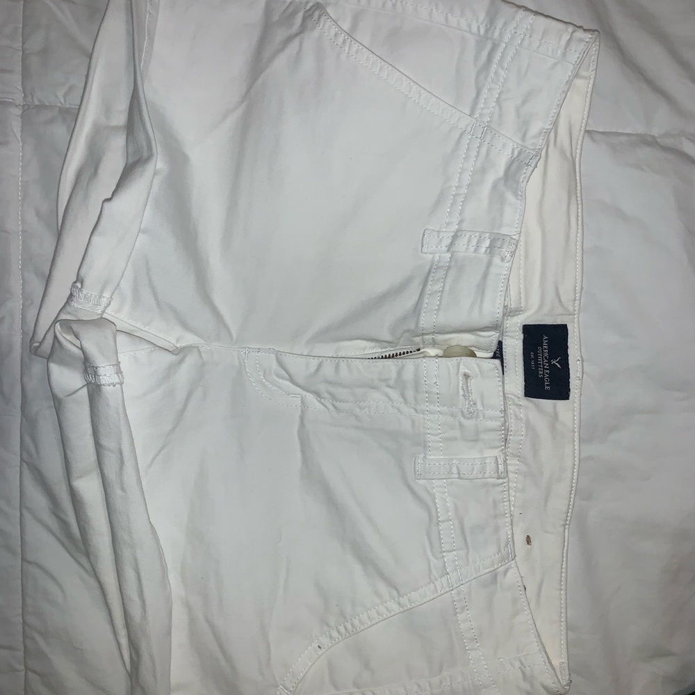 American eagle white shorts nwot 6